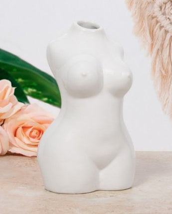 Wooden's body vase